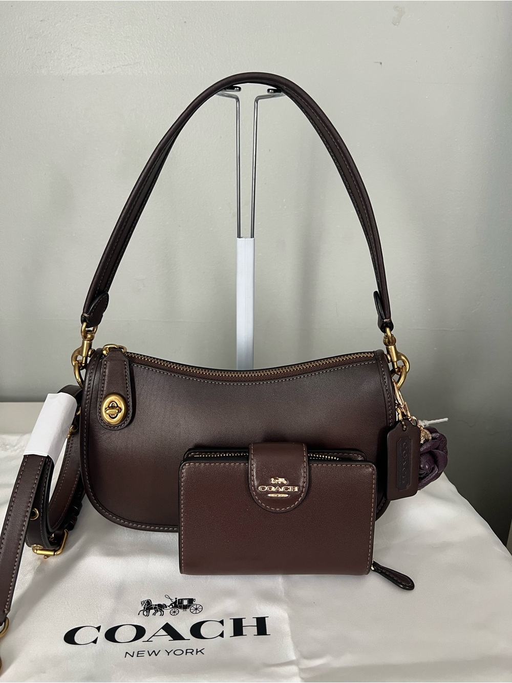 Coach Swinger Bag Brass/maple with Wallet